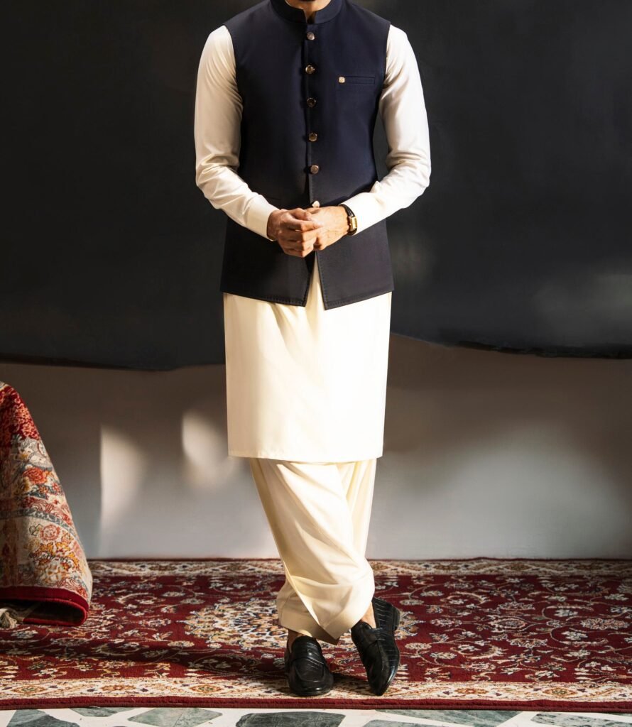 Lylatul Blended Navy Waistcoat