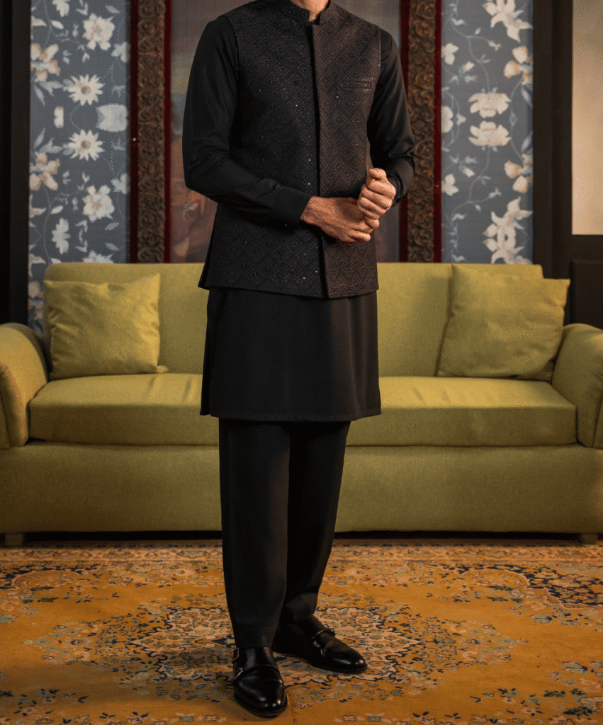 Lylatul Zarooq Black Embroidered Waistcoat